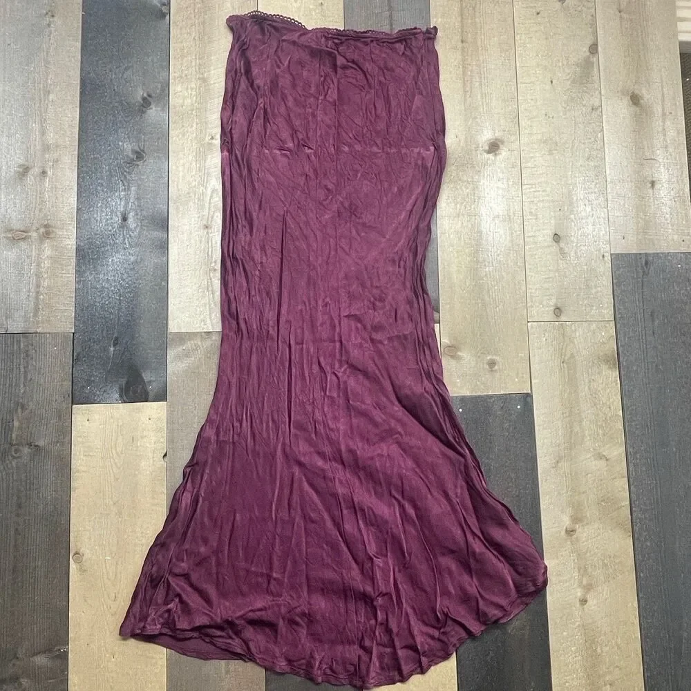 I Am Delilah Women's SMALL Angelina Low Waist Maxi Skirt Burgundy